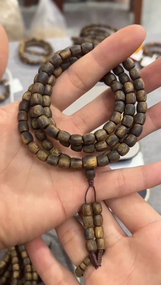 【闪购商品】沉香手串06鼓珠多圈20克+ 多样性发其一
