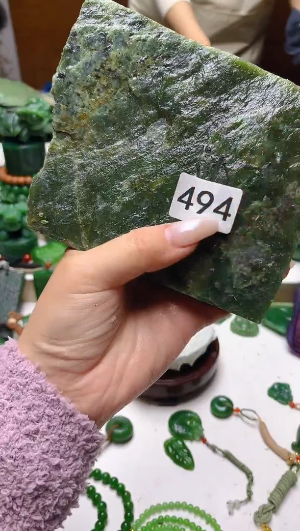 未镶嵌和田玉（碧玉）摆件1