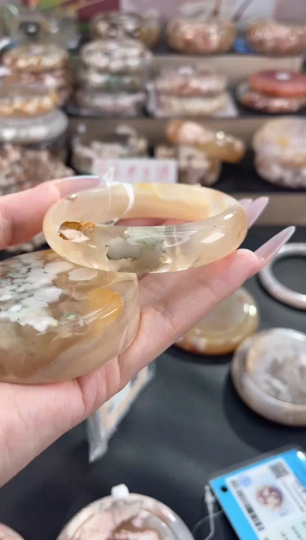 未镶嵌手镯石英质玉天然樱花玛瑙手镯（镯心赠品不保证完美）56