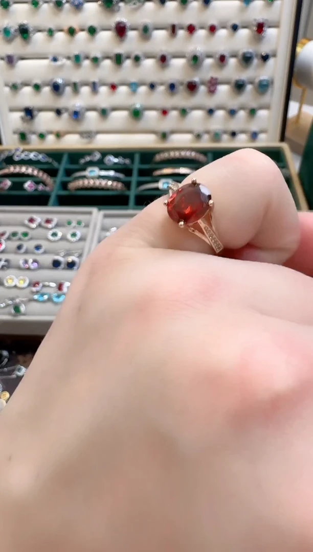 未镶嵌戒指红宝石红宝石戒指