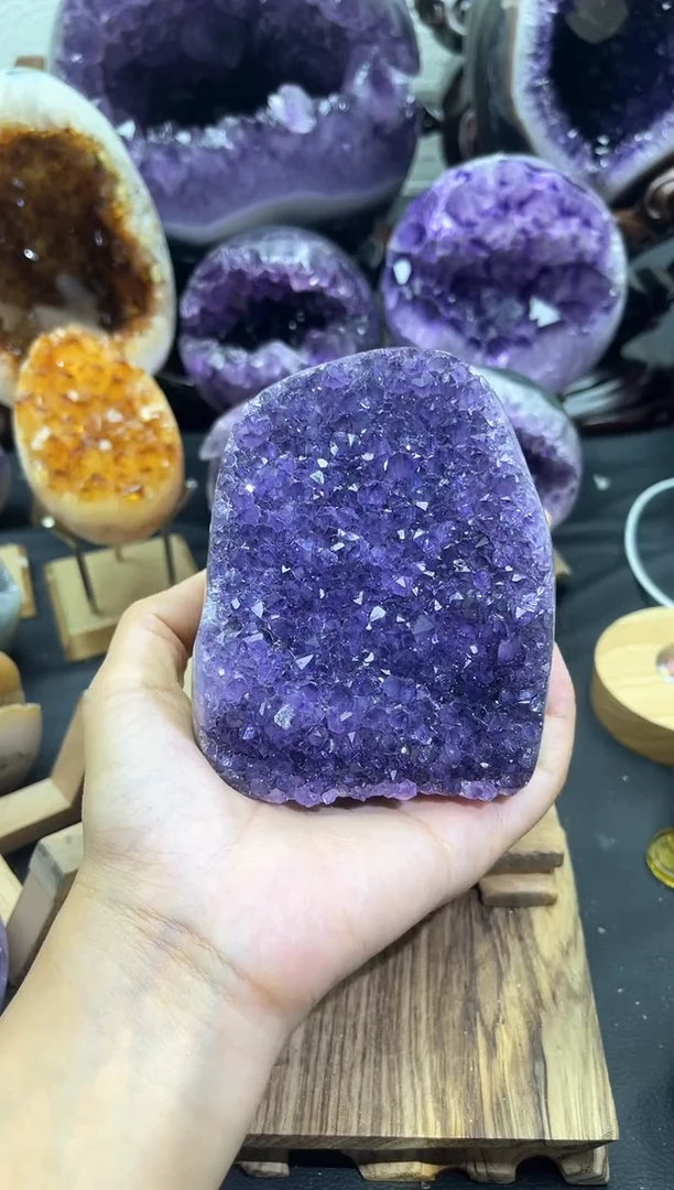 未镶嵌大型摆件（非配饰）紫晶258号摆件