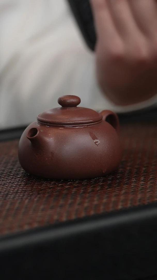 【闪购商品】宜兴紫砂原矿半手