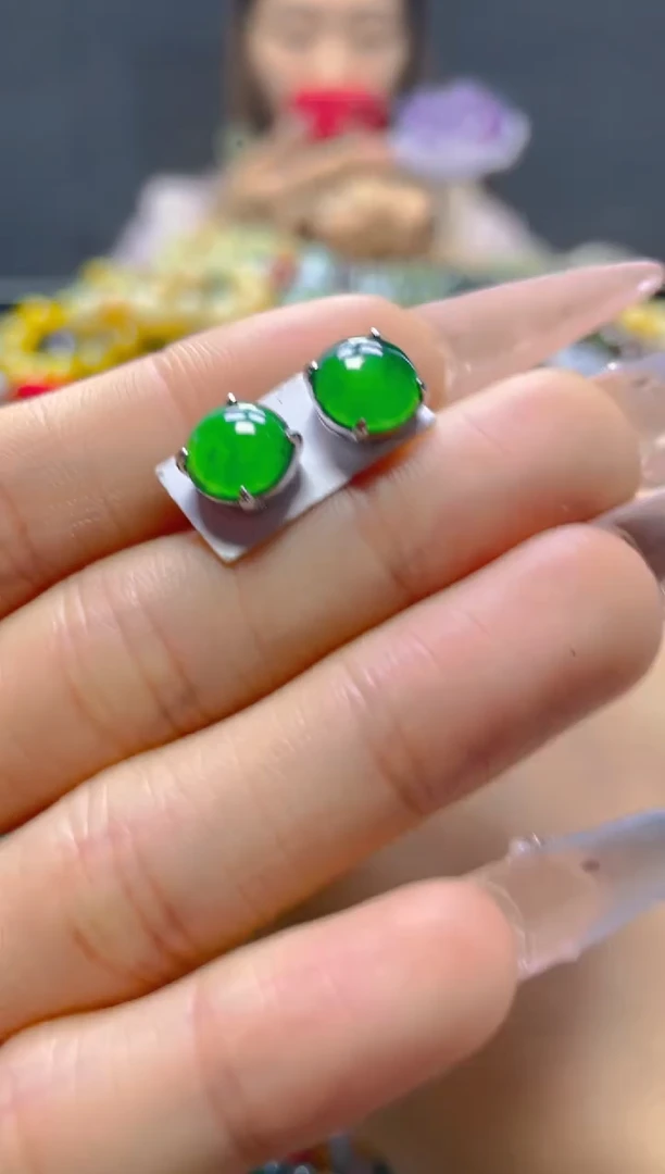 颈饰未镶嵌翡翠8MM