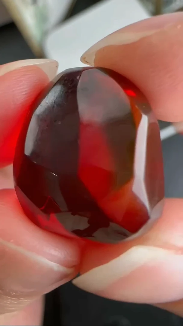 【闪购商品】琥珀颈饰18K金镶嵌WY0219064