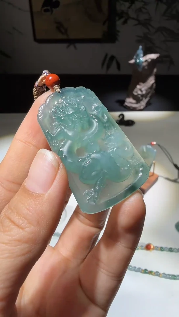 未镶嵌挂件翡翠多样性发一