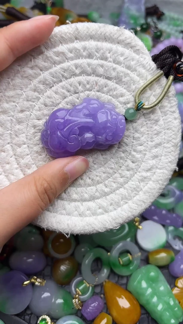 颈饰未镶嵌翡翠缅甸翡翠吊坠