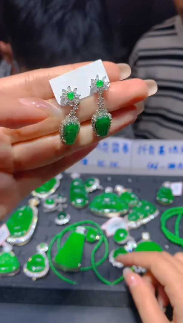 未镶嵌定制翡翠242多样性发货（发其一）