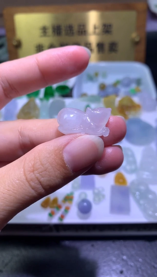 未镶嵌定制翡翠毛货