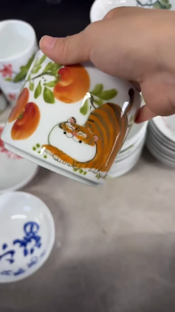 瓷片景德镇高温釉中彩-小号茶叶罐1