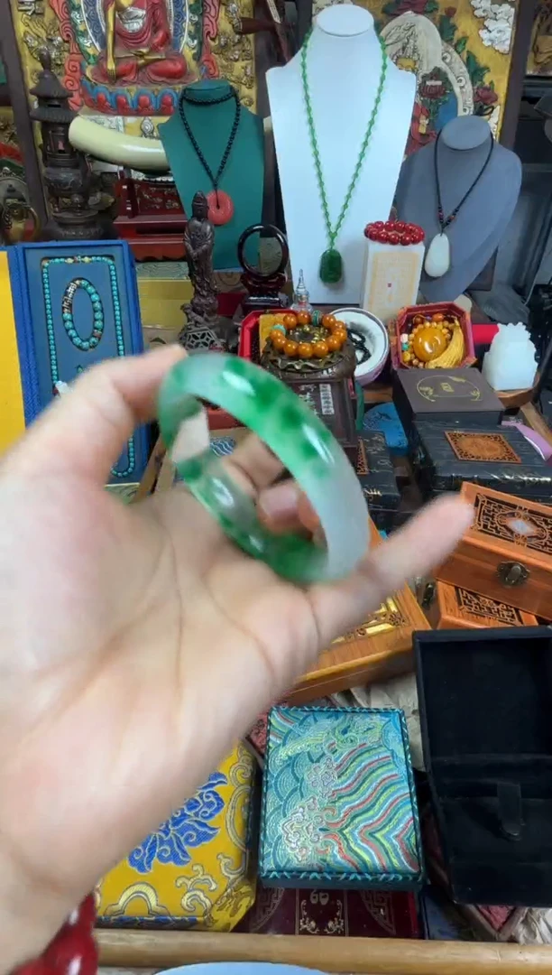 未镶嵌手镯翡翠68678686876786768687876