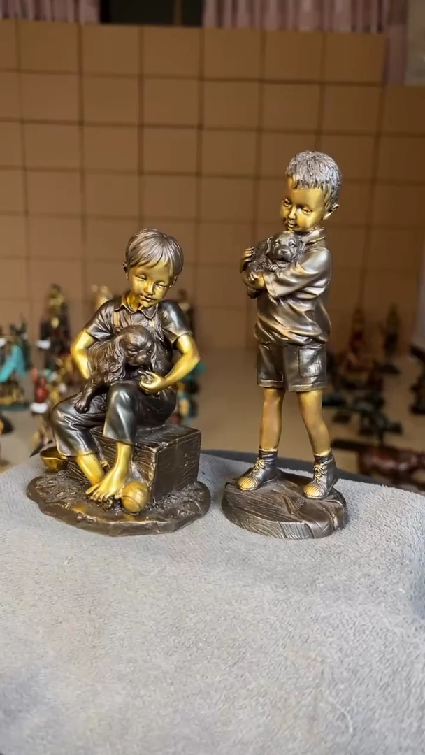 精铜材质精美雕塑