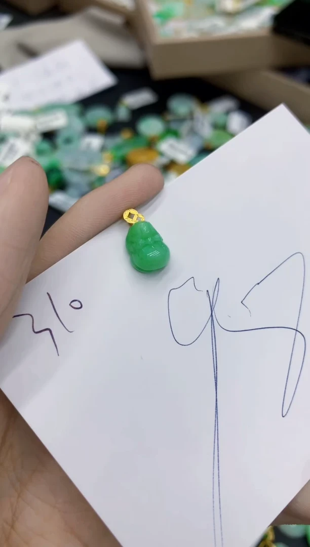 翡翠未镶嵌颈饰111111