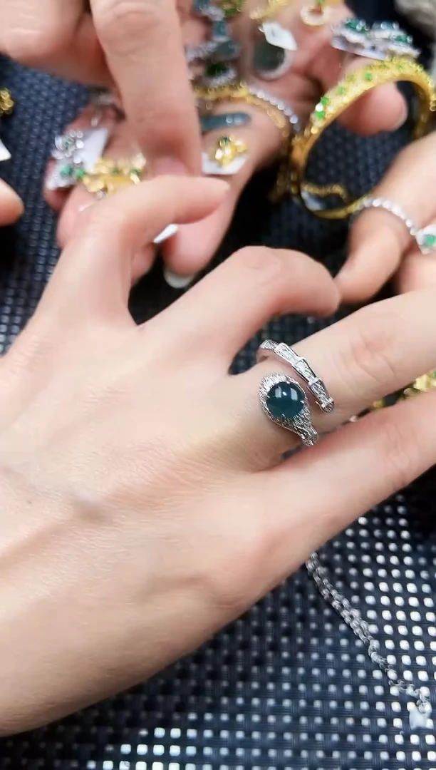 【闪购商品】翡翠戒指未镶嵌11111111