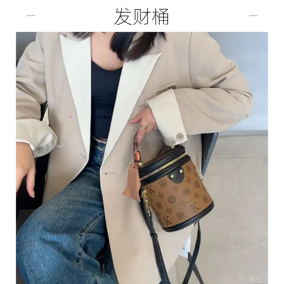 时尚百搭斜挎水桶包单肩包包女质感手机包复古手提发财桶-UK6127