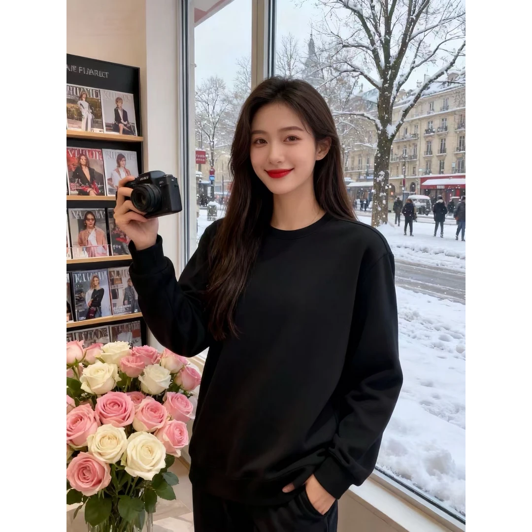 女款简约舒适长袖圆领卫衣