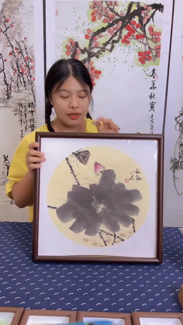 国画个人纯手绘黑妹荷花拍拍成功