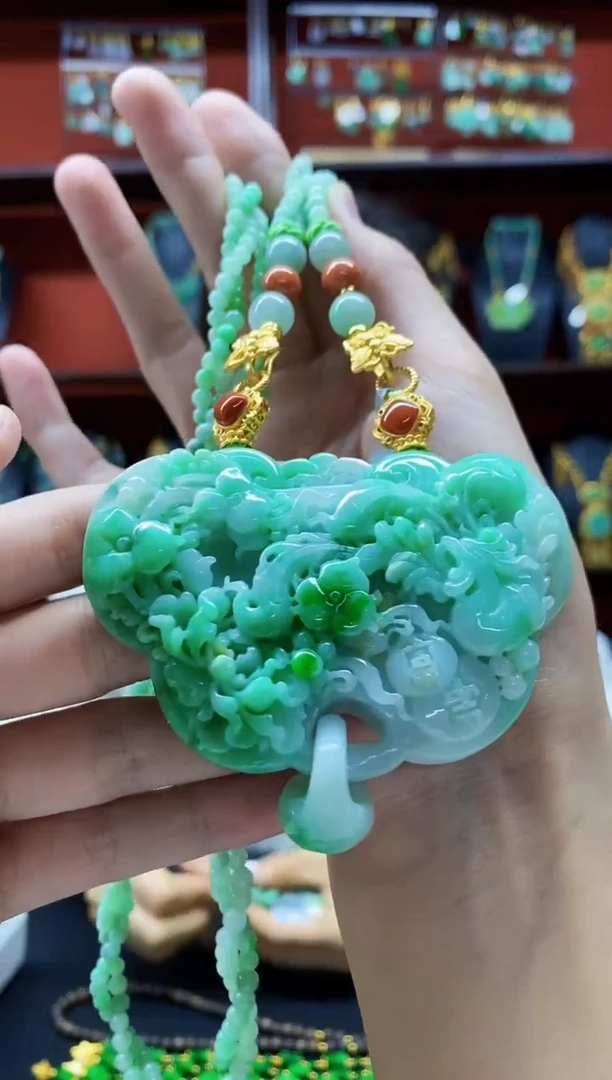 颈饰未镶嵌翡翠翡翠吊坠