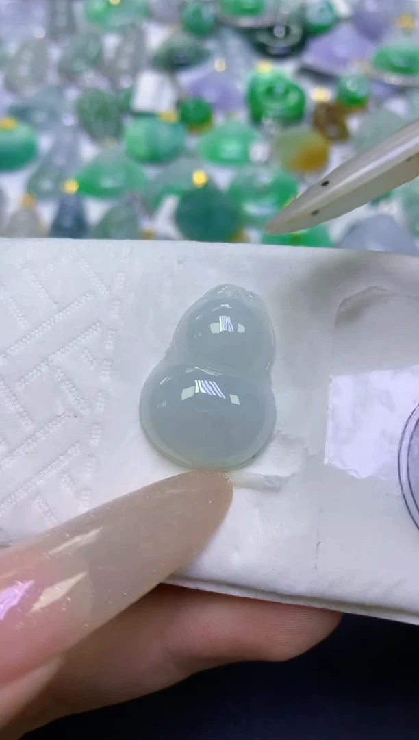 颈饰未镶嵌翡翠天然缅甸翡翠A货百元以上9元证书费自理