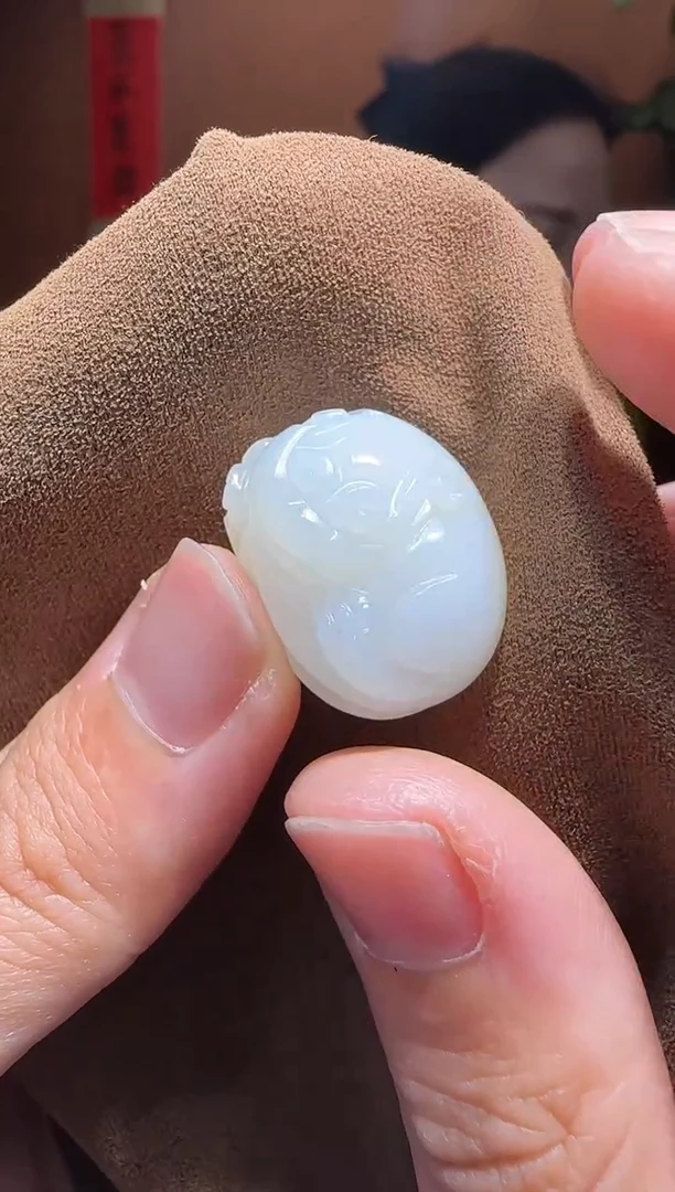 颈饰未镶嵌和田玉吞金兽