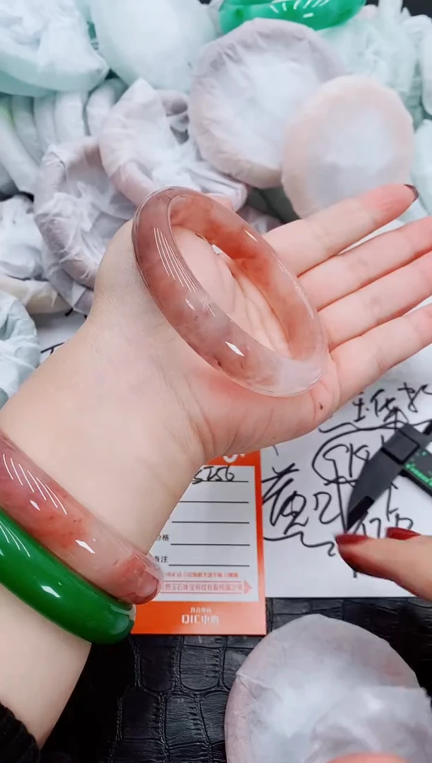 【闪购商品】石英质玉手镯未镶嵌S256-63-64