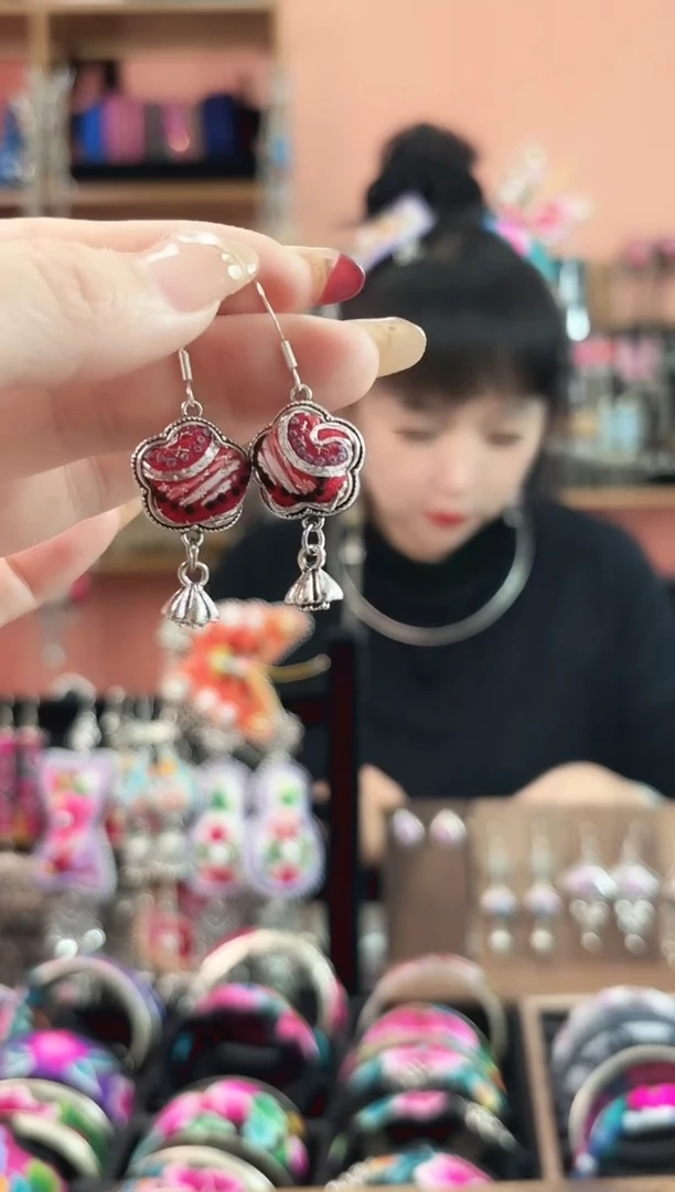 织绣艺枝独绣手工饰品145