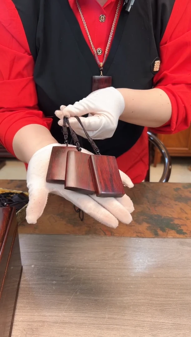 紫檀木类成套家具小叶紫檀  无事牌 /发其一