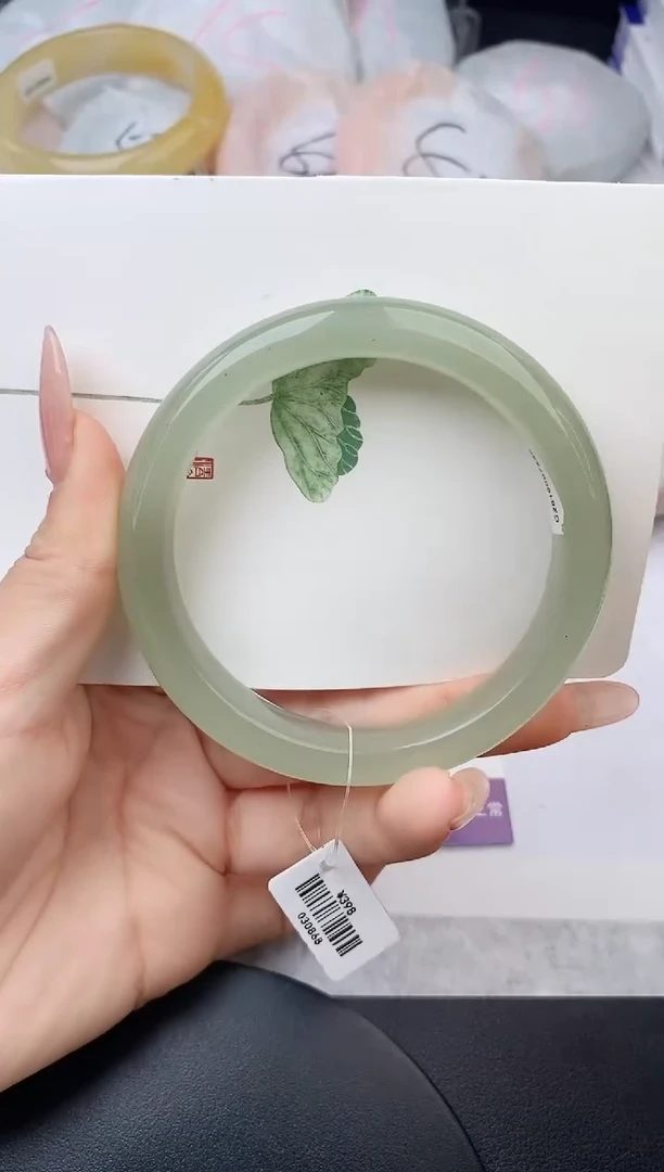 未镶嵌手镯石英质玉w138-DB62+