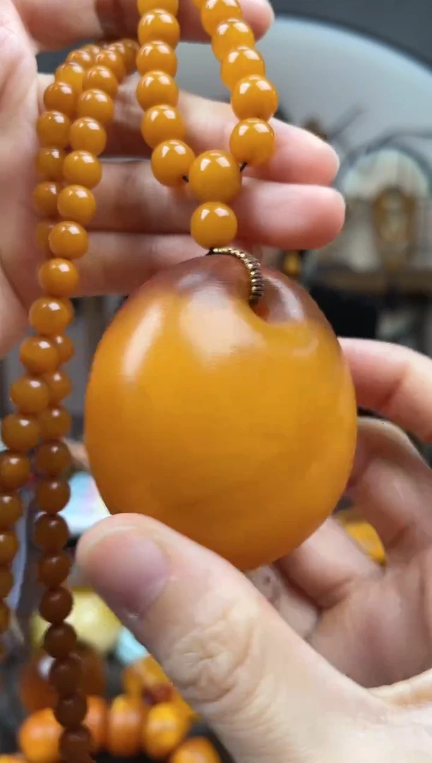 【闪购商品】琥珀裸石未镶嵌首饰 假1赔4 （多样性发货1件