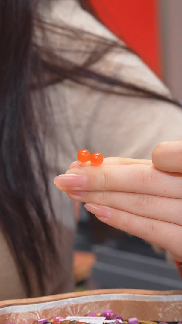 【闪购商品】南红玛瑙耳饰18K金镶嵌多样性发卡7-8 @@N7615