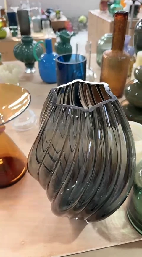 【闪购商品】玻璃黑色麦芽糖