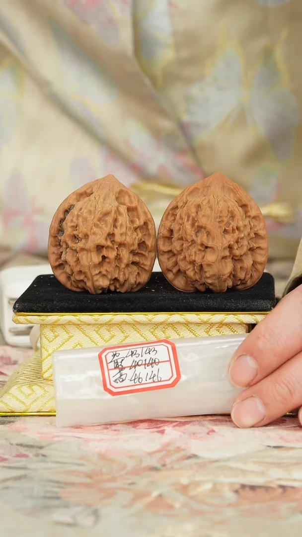 【闪购商品】文玩核桃把件官帽