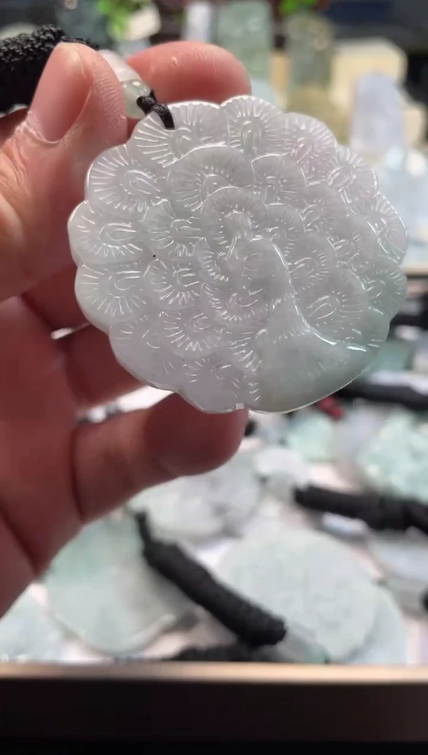 颈饰未镶嵌翡翠12/17/069