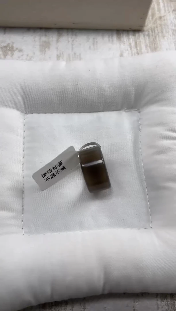 未镶嵌戒指和田玉12  小猫  深灰