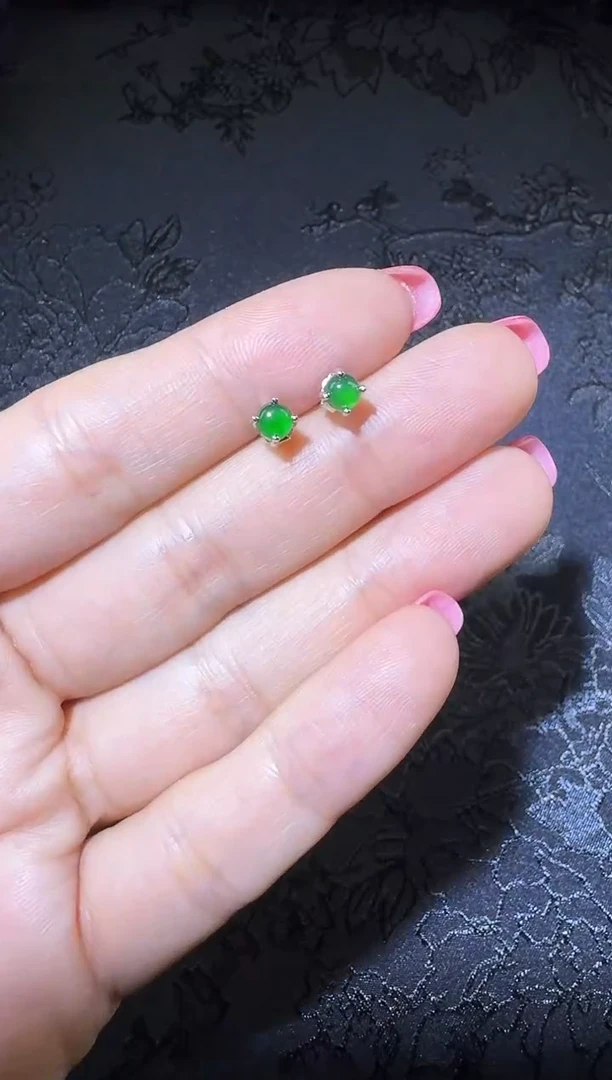 【闪购商品】翡翠耳饰银S925镶嵌耳钉