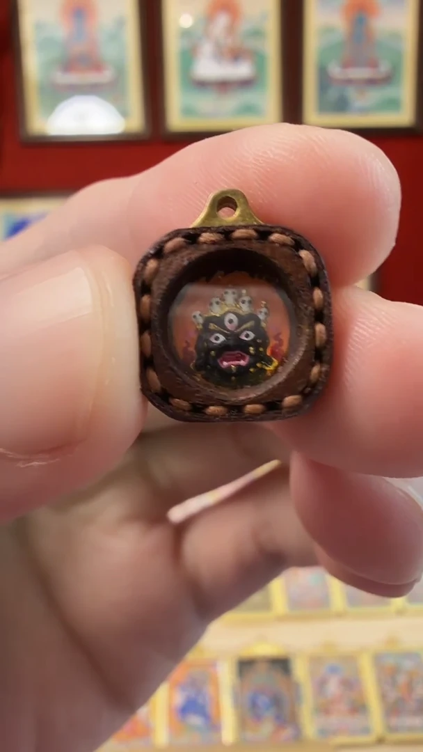吊坠大黑立体擦擦-热贡纯手绘唐卡吊坠