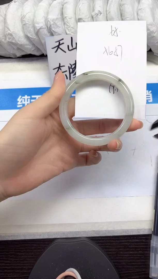 未镶嵌手镯石英质玉A65-56.57