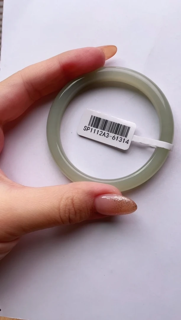 未镶嵌手镯和田玉54