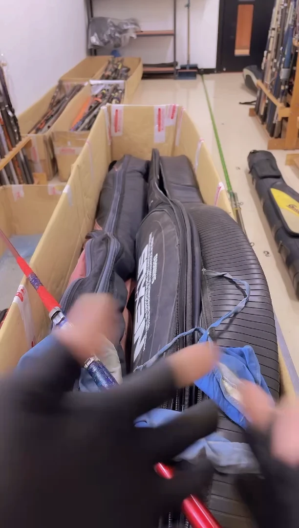 @***勤孤品微瑕，实物以直播间为准