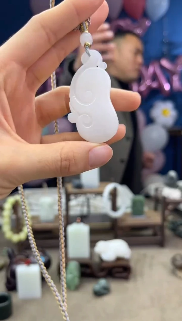 【闪购商品】和田玉颈饰未镶嵌1