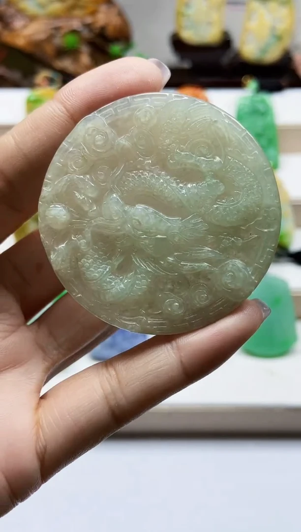 颈饰未镶嵌翡翠翡翠A货