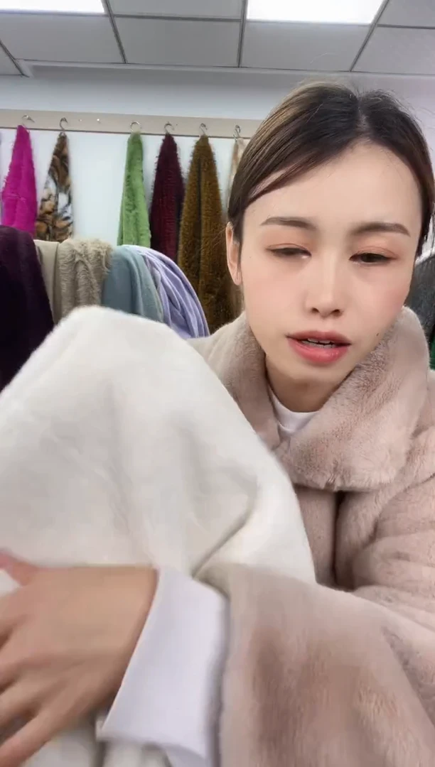 狐狸毛D541，尺寸1.8*2