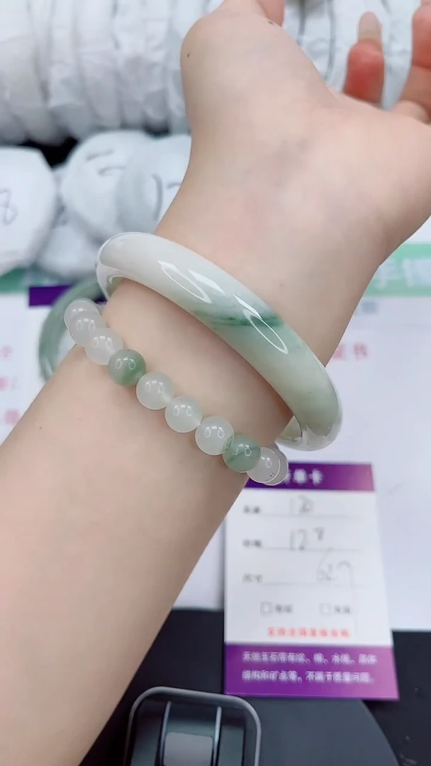 石英质玉手镯未镶嵌120-62/63