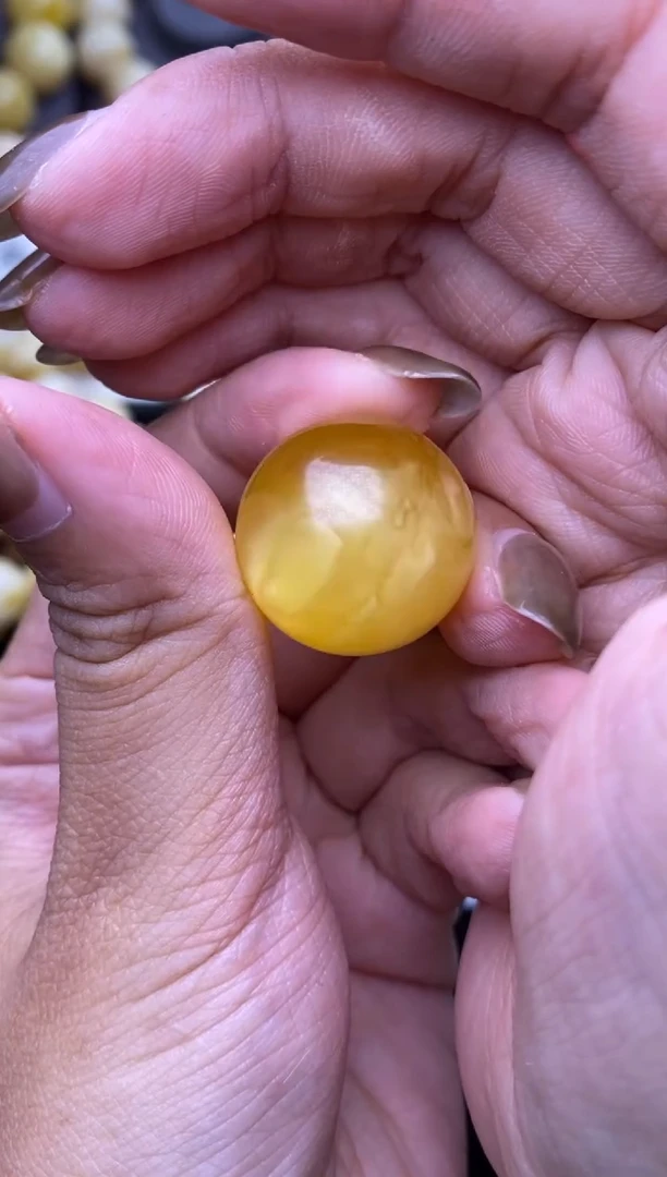 裸石琥珀未镶嵌大小姐珠宝63