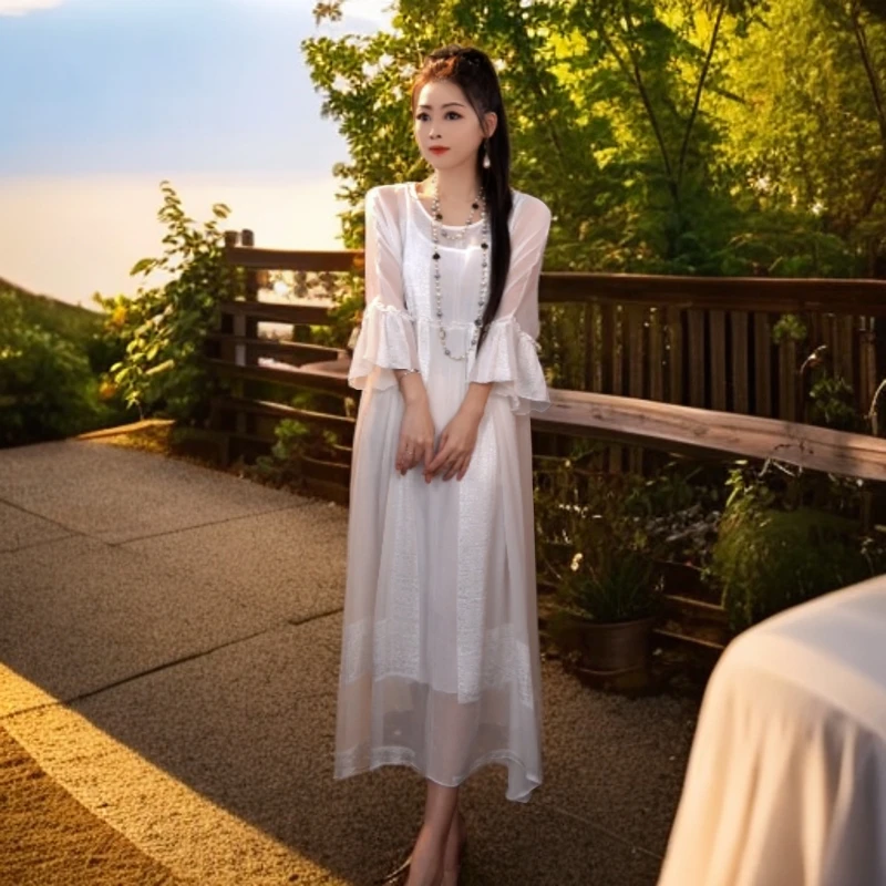 2025真丝桑蚕丝连衣裙印花宽松遮肉长裙大摆裙白色减龄气质圆领