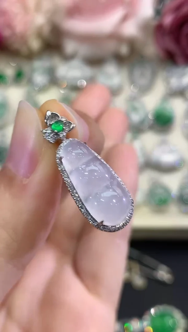 吊坠(不含链)18K金镶嵌翡翠C14