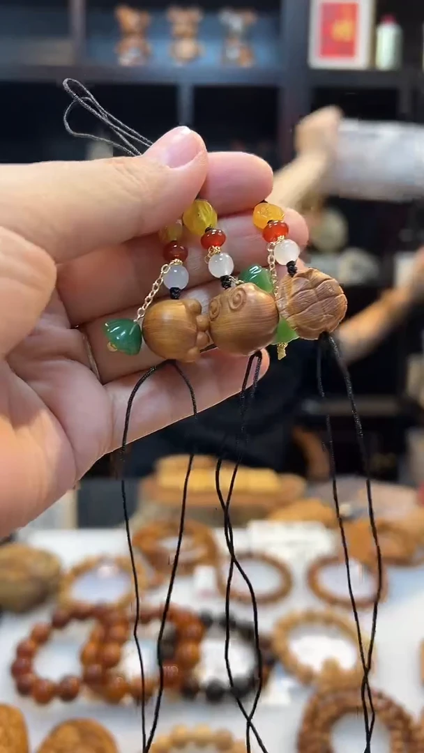 崖柏挂绳挂饰黑油三选一