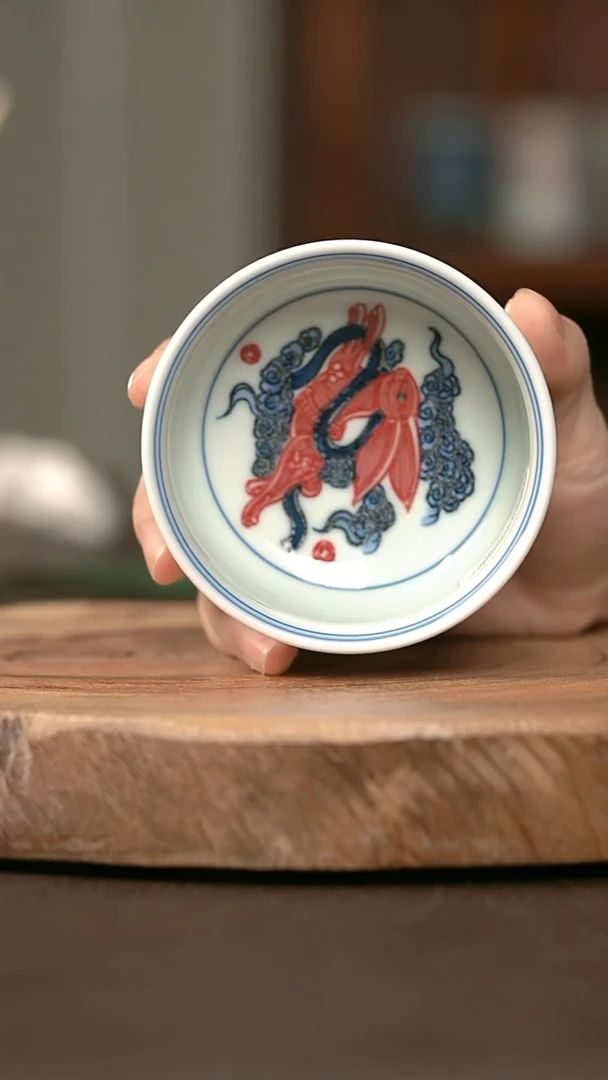 手绘手绘高温现代瓷 气  玉兔矮炉杯100C