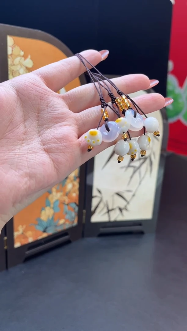 未镶嵌车挂玛瑙/玉髓挂件FL25100502多样性发一