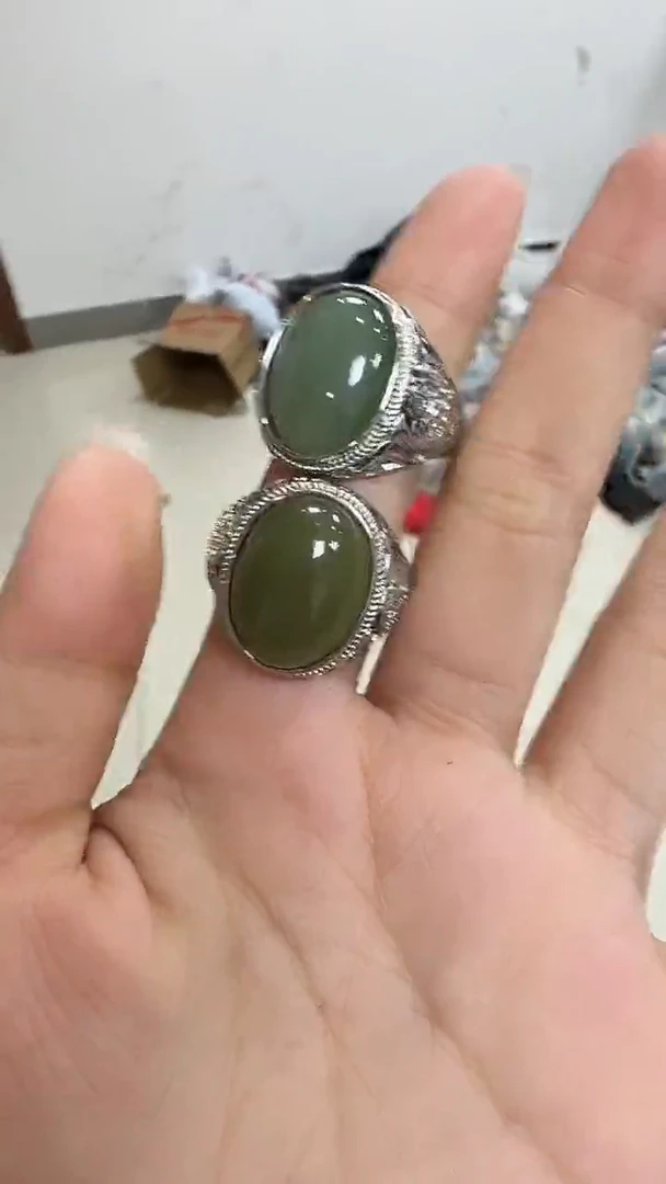 未镶嵌戒指和田玉和田玉戒指111