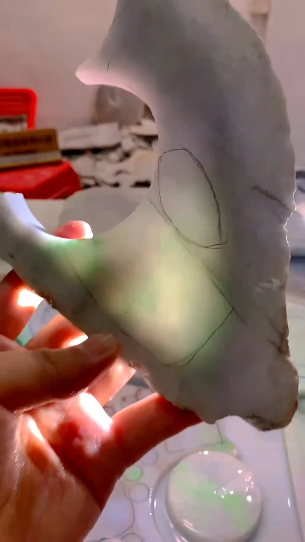 翡翠未镶嵌颈饰缅甸A货翡翠564